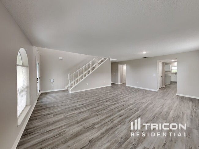 1795 Sunset Ridge Dr in Mascotte, FL - Building Photo - Building Photo