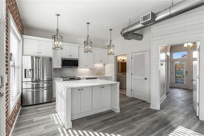 property at 791 Wylie St SE