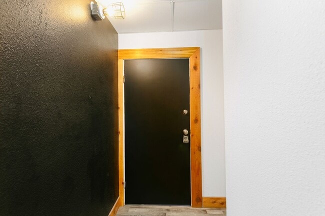 5420 S Tacoma Way in Tacoma, WA - Building Photo - Building Photo