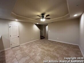 13907 Annas Wy in San Antonio, TX - Foto de edificio - Building Photo