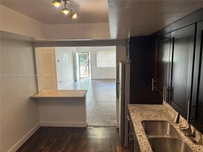 1360 NE 144th St-Unit -2 in Miami, FL - Building Photo - Building Photo