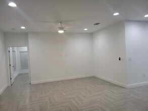 6954 Redditt Rd in Orlando, FL - Building Photo - Building Photo