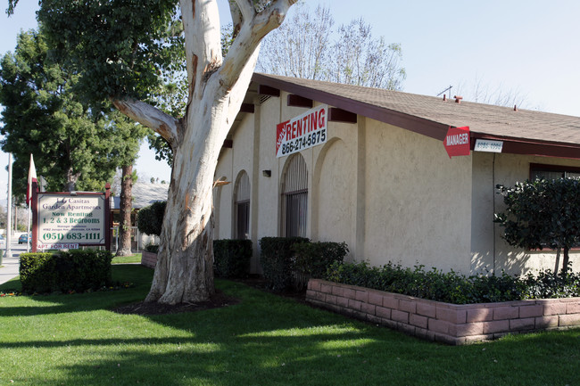 Las Casitas Apartments in Riverside, CA - Building Photo - Building Photo