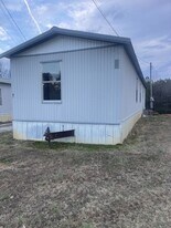 85 Fowler Cir in Hollow Rock, TN - Building Photo