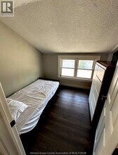 157 PARK in Amherstburg, ON - Building Photo - Building Photo