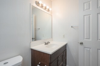 Ashford Way in Lawrenceville, GA - Foto de edificio - Interior Photo