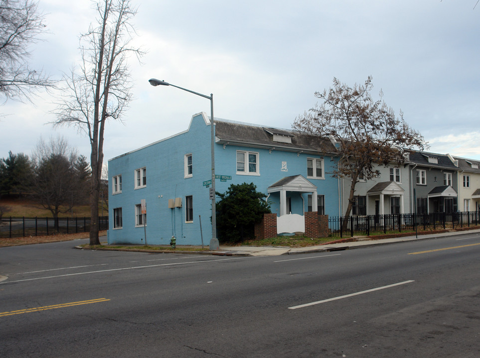 1650 West Virginia Ave NE in Washington, DC - Building Photo