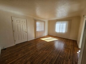 1101-1103 Wilmoore Dr SE in Albuquerque, NM - Foto de edificio - Building Photo