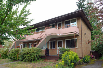 6312 Phinney Ave N in Seattle, WA - Building Photo - Building Photo