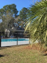 Treetop Apartments