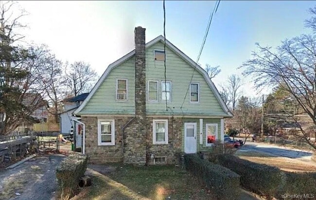 property at 2 Singer Ave