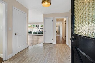 3605 Kingridge Dr in San Mateo, CA - Building Photo - Building Photo