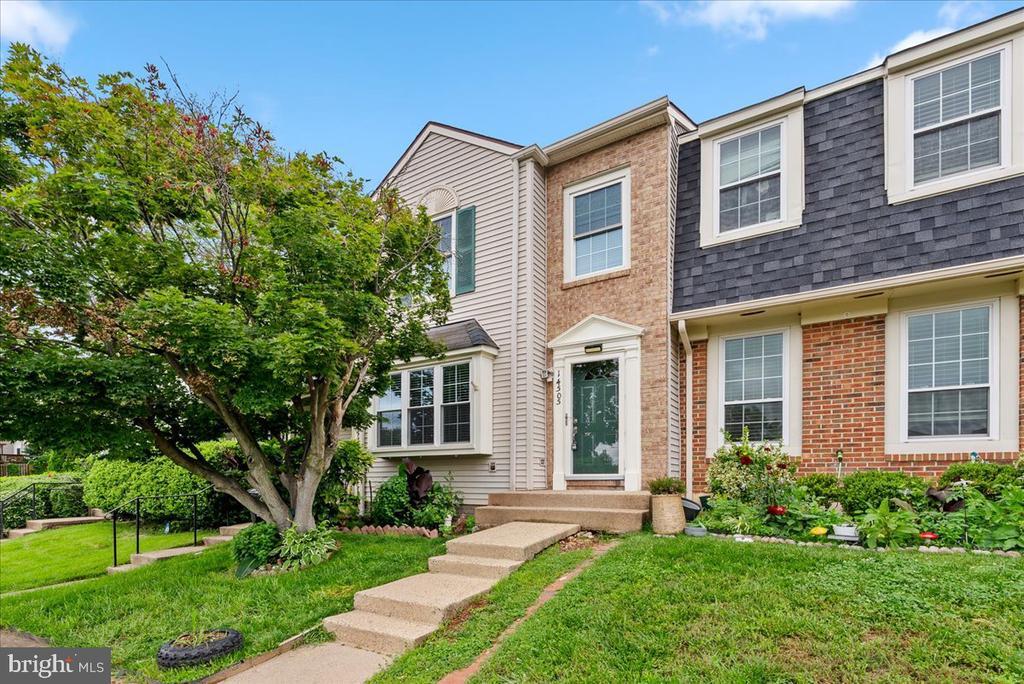 14505 Skipton Ct in Centreville, VA - Building Photo
