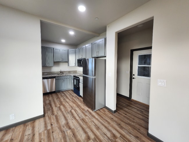756 Awalau Rd in Haiku, HI - Building Photo - Building Photo