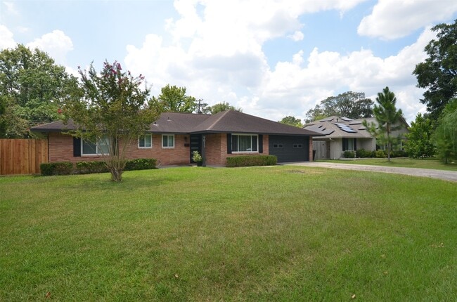 property at 9011 Theysen Dr