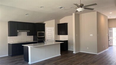 21206 Santa Carlo Ave in Leander, TX - Building Photo - Building Photo