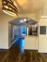 709 S Broadway, Unit 2A in Baltimore, MD - Foto de edificio - Building Photo