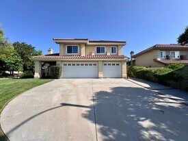 30152 Corte Carrizo in Temecula, CA - Building Photo
