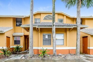 2531 NW 56th Ave in Lauderhill, FL - Building Photo