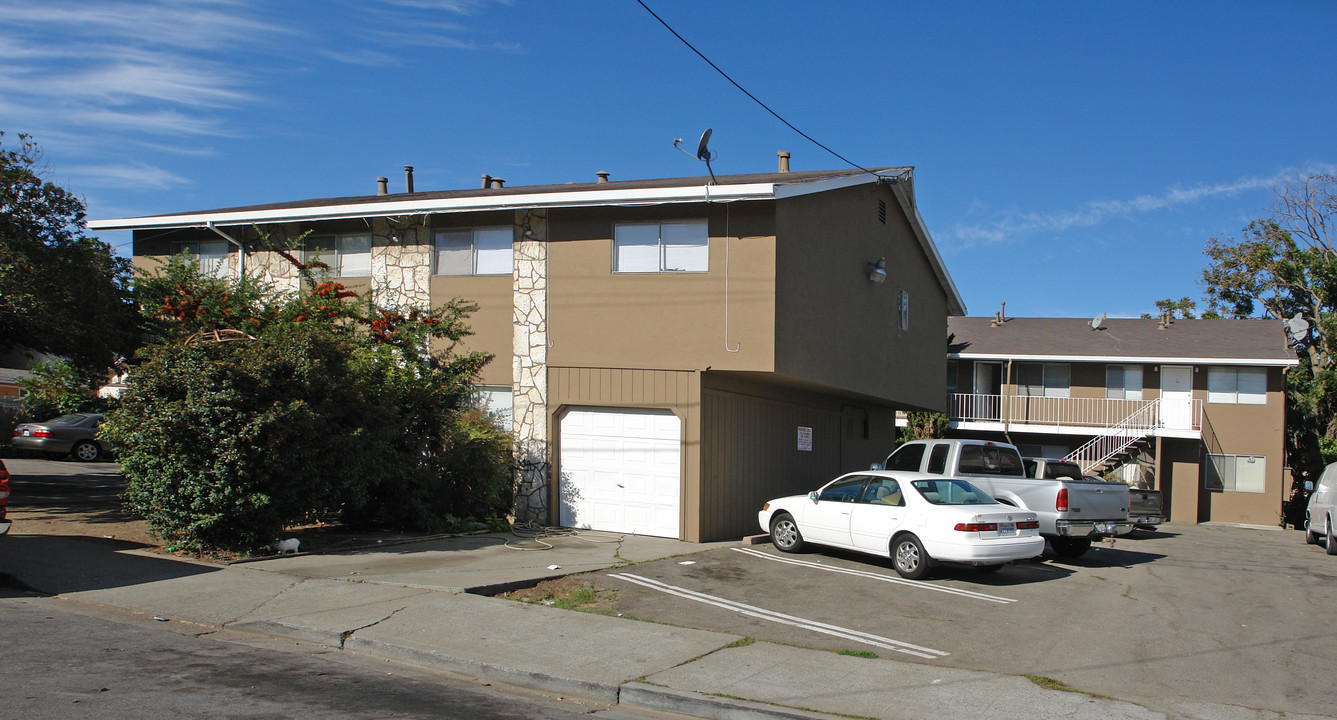 Belvedere Apartments in San Pablo, CA - Foto de edificio