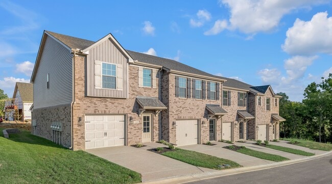 Bellingham Park Townhomes - IMMEDIATE MOVE IN