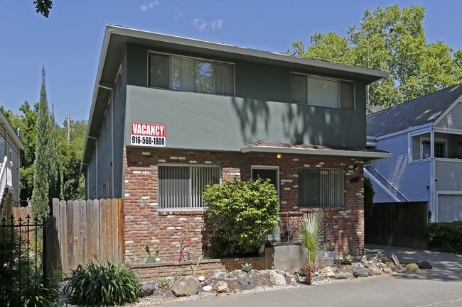 2321 G St in Sacramento, CA - Foto de edificio - Building Photo