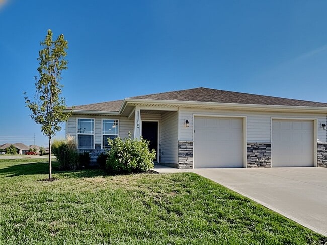 property at 109 SW Sunflower St