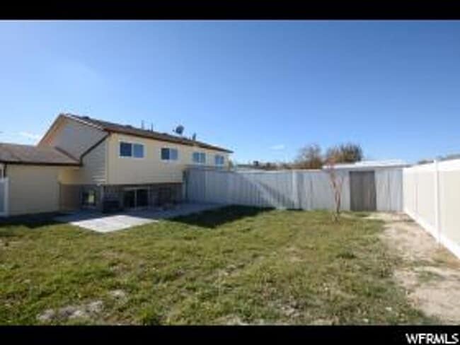 property at 2862 W 2730 S