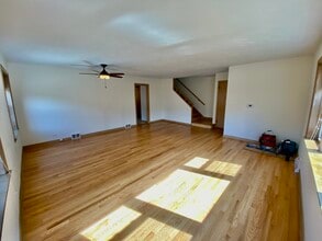 716 N La Grange Rd in La Grange Park, IL - Foto de edificio - Building Photo