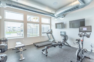 Silos at Ellis Crossing in Sioux Falls, SD - Building Photo - Building Photo
