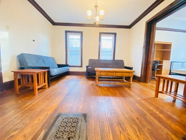 1337 Madison St in Syracuse, NY - Building Photo - Building Photo