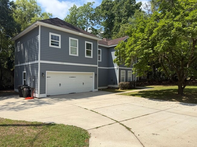 394 Prince St in Tallahassee, FL - Foto de edificio - Building Photo