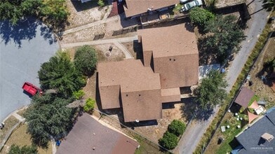 204 E Upas Ave in McAllen, TX - Building Photo - Building Photo