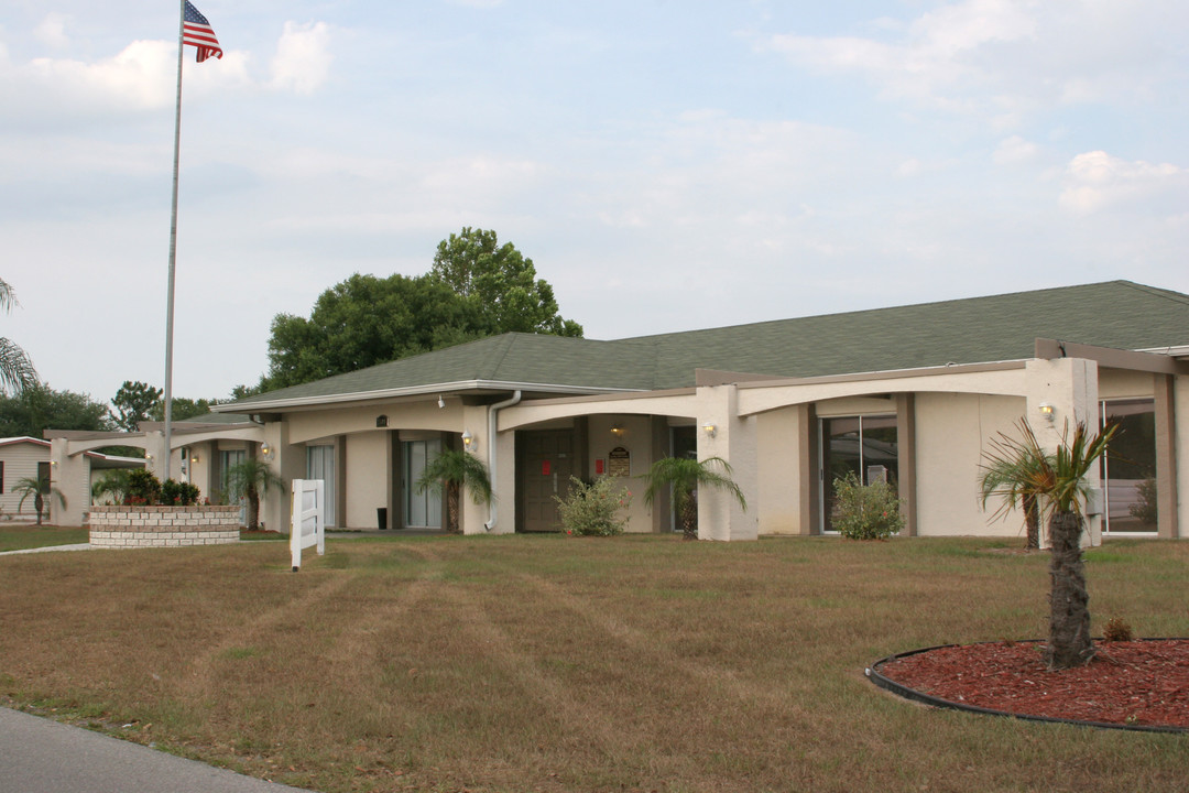 Spring Hill Estates in Mulberry, FL - Building Photo