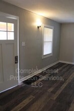 7326 W Taft St in Merrillville, IN - Building Photo - Building Photo