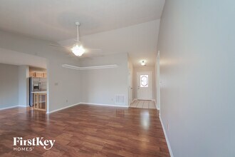 7837 Cross Willow Blvd in Indianapolis, IN - Building Photo - Building Photo
