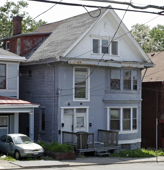 23 E McMillan Ave in Cincinnati, OH - Foto de edificio - Building Photo