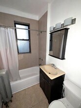 1703 W North Shore Ave in Chicago, IL - Building Photo - Building Photo