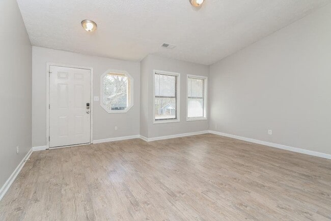 3085 Palomino Dr