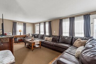 71 Silver Lake Ave in Newton, MA - Building Photo