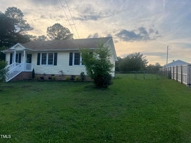 404 Cardinal Dr in Clayton, NC - Building Photo - Building Photo