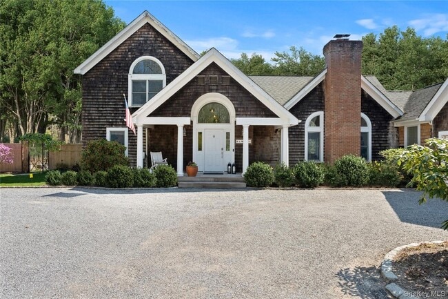 38 Pheasant Run in Quogue, NY - Building Photo - Building Photo