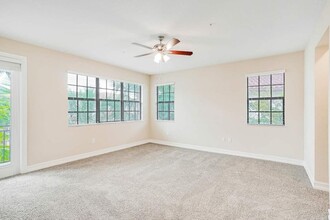 11731 SW 13th Ct in Pembroke Pines, FL - Building Photo - Building Photo