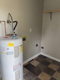 101 Harrow Ct photo'