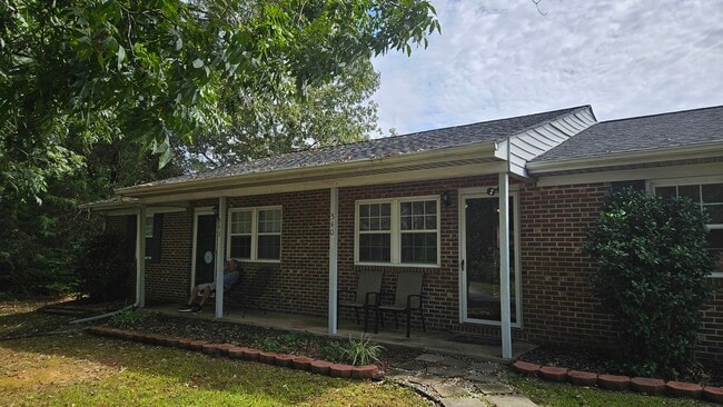 540 Old Liberty Rd, Unit Duplex