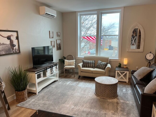 1212 Adams Ave in La Grande, OR - Building Photo - Building Photo