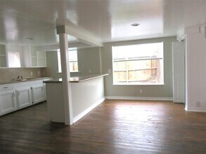 4910 Rusk St in Houston, TX - Building Photo - Building Photo