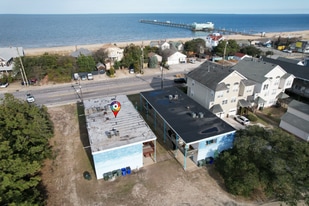 487 W Ocean View Ave in Norfolk, VA - Building Photo