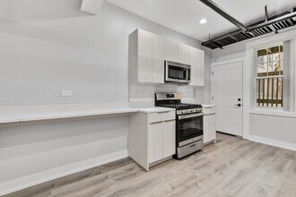 1908 W Morse Ave in Chicago, IL - Building Photo - Building Photo