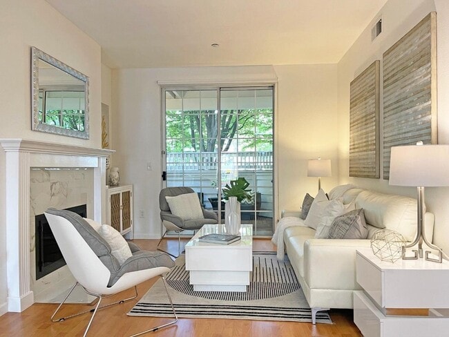 611 Arcadia Terrace in Sunnyvale, CA - Building Photo - Building Photo